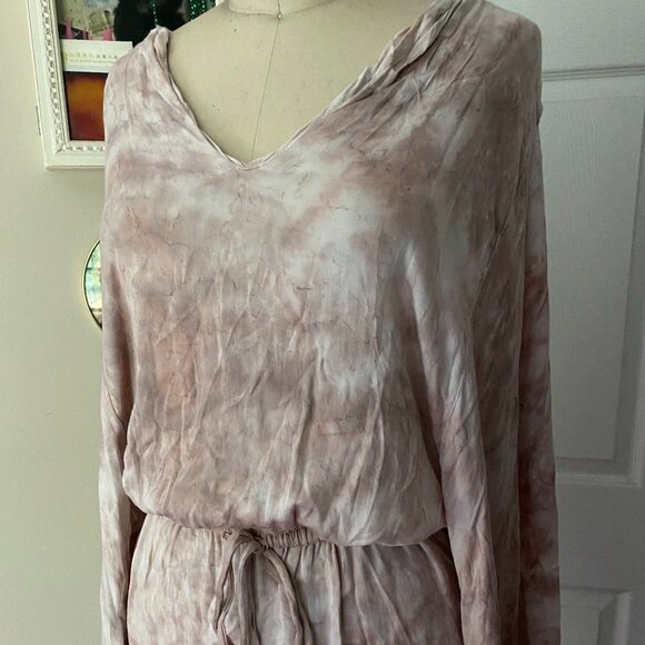 YOUNG FABULOUS & BROKE Tie Dye Tropical V-neck Shorts L/Slv ROMPER *X-SMALL* - Picture 2 of 6